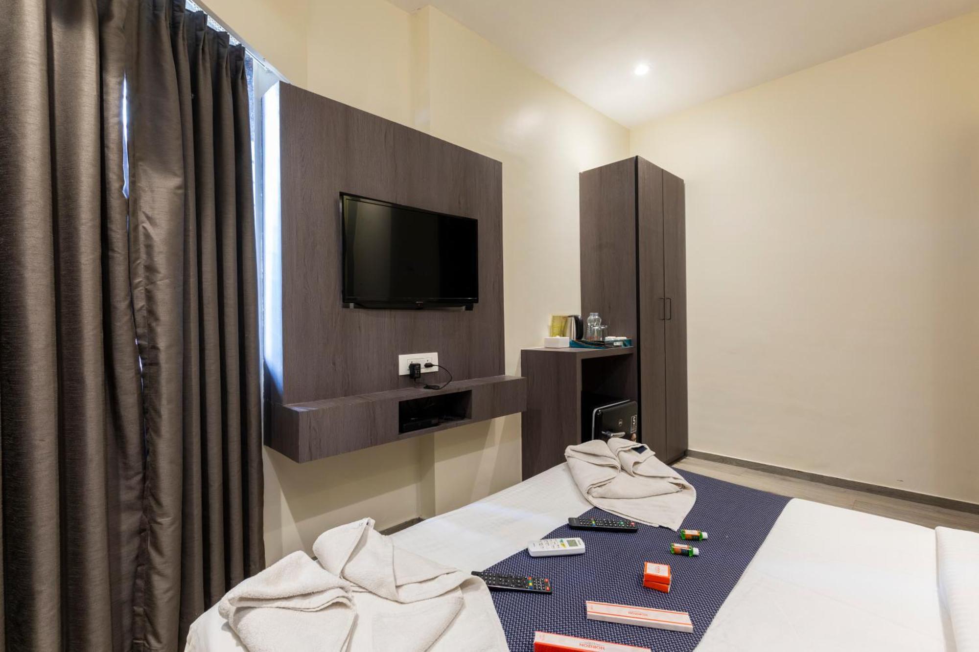 Horizon Inn Near Exhibition Center Bombay Extérieur photo