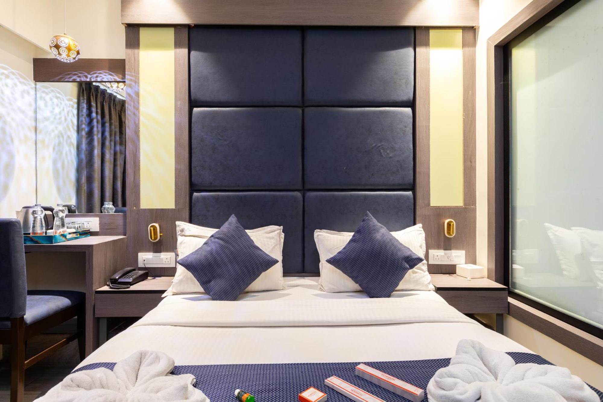 Horizon Inn Near Exhibition Center Bombay Extérieur photo