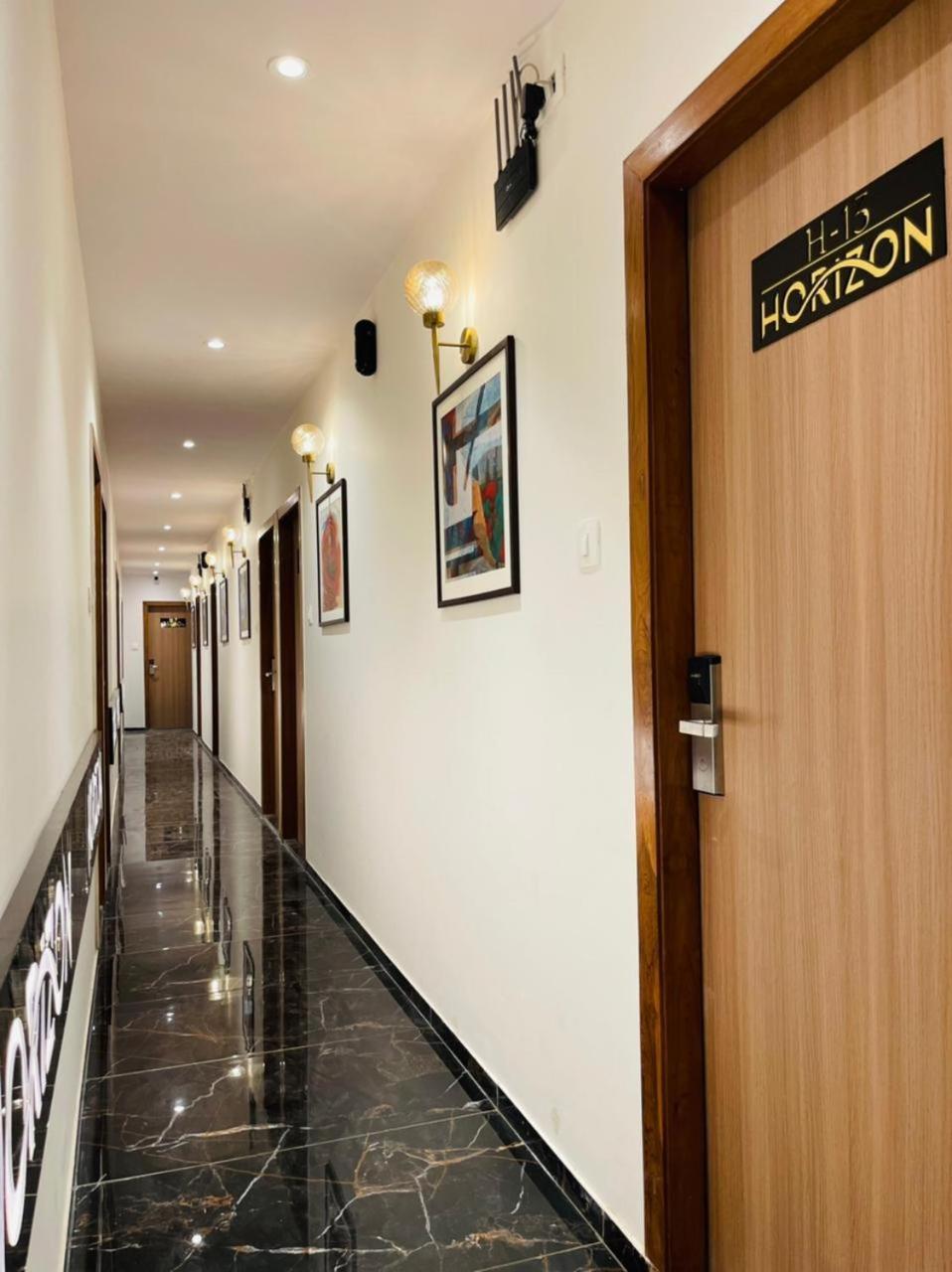 Horizon Inn Near Exhibition Center Bombay Extérieur photo
